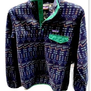 Patagonia LW Synchilla Snap T. Color-wild roots new navy